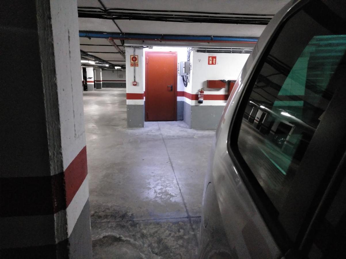 Andramari Tourist Parking& Wifi Amorebieta-Etxano